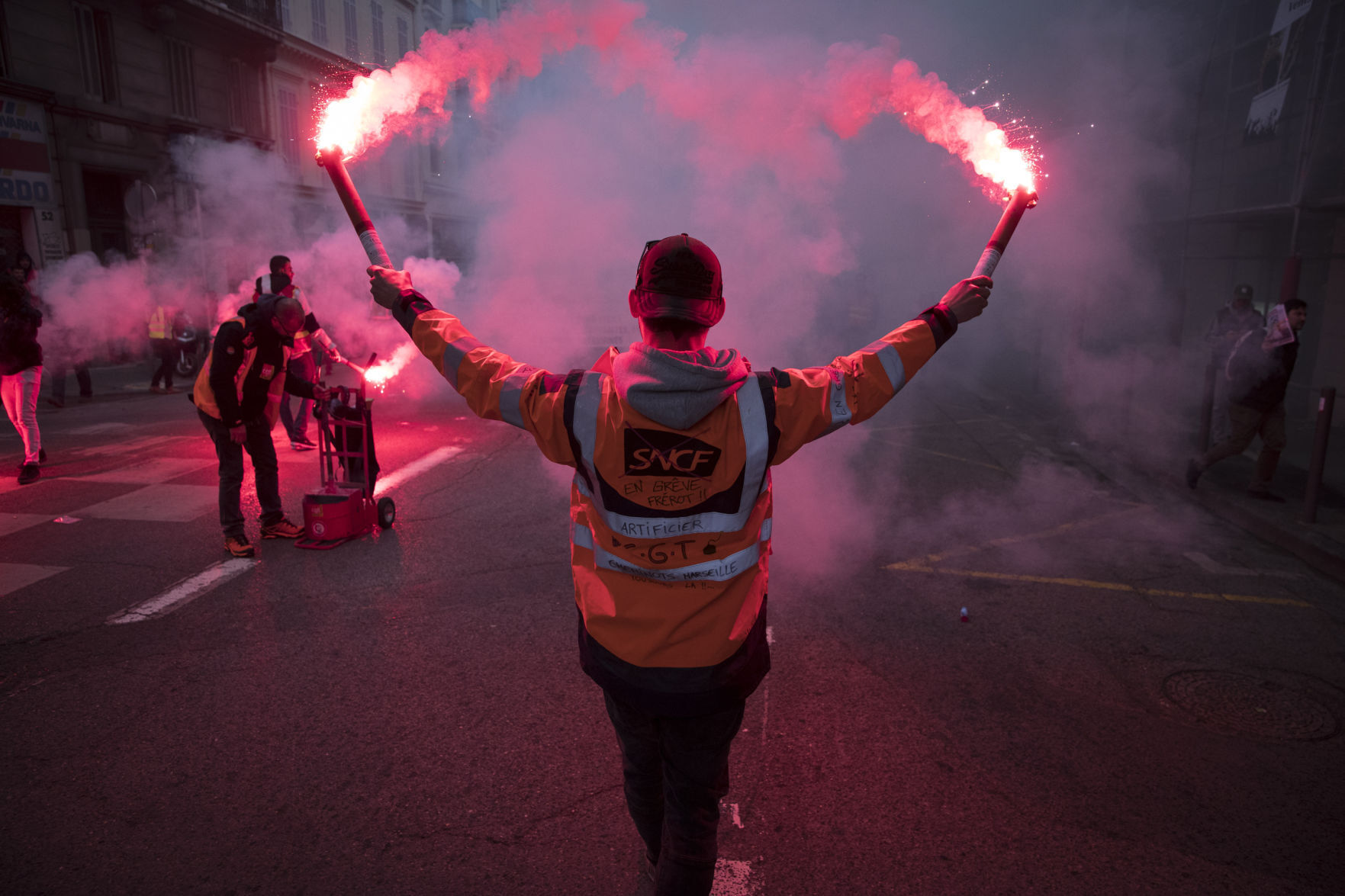 APTOPIX France Strikes